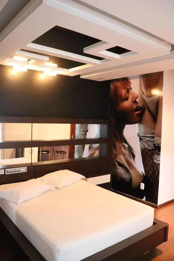 Motel Chevalier - Athos Hospedagem Lages Love hotel