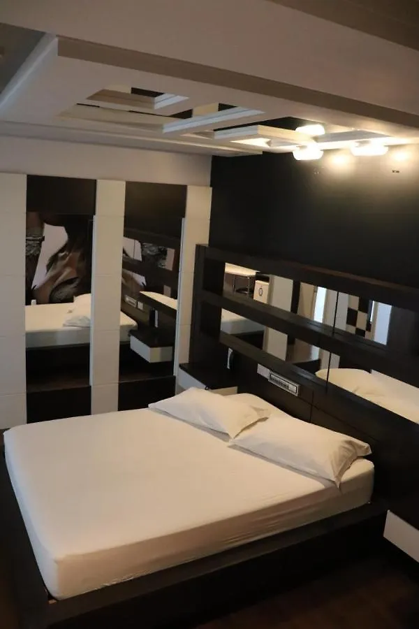 Love hotel Motel Chevalier - Athos Hospedagem Lages Brazília